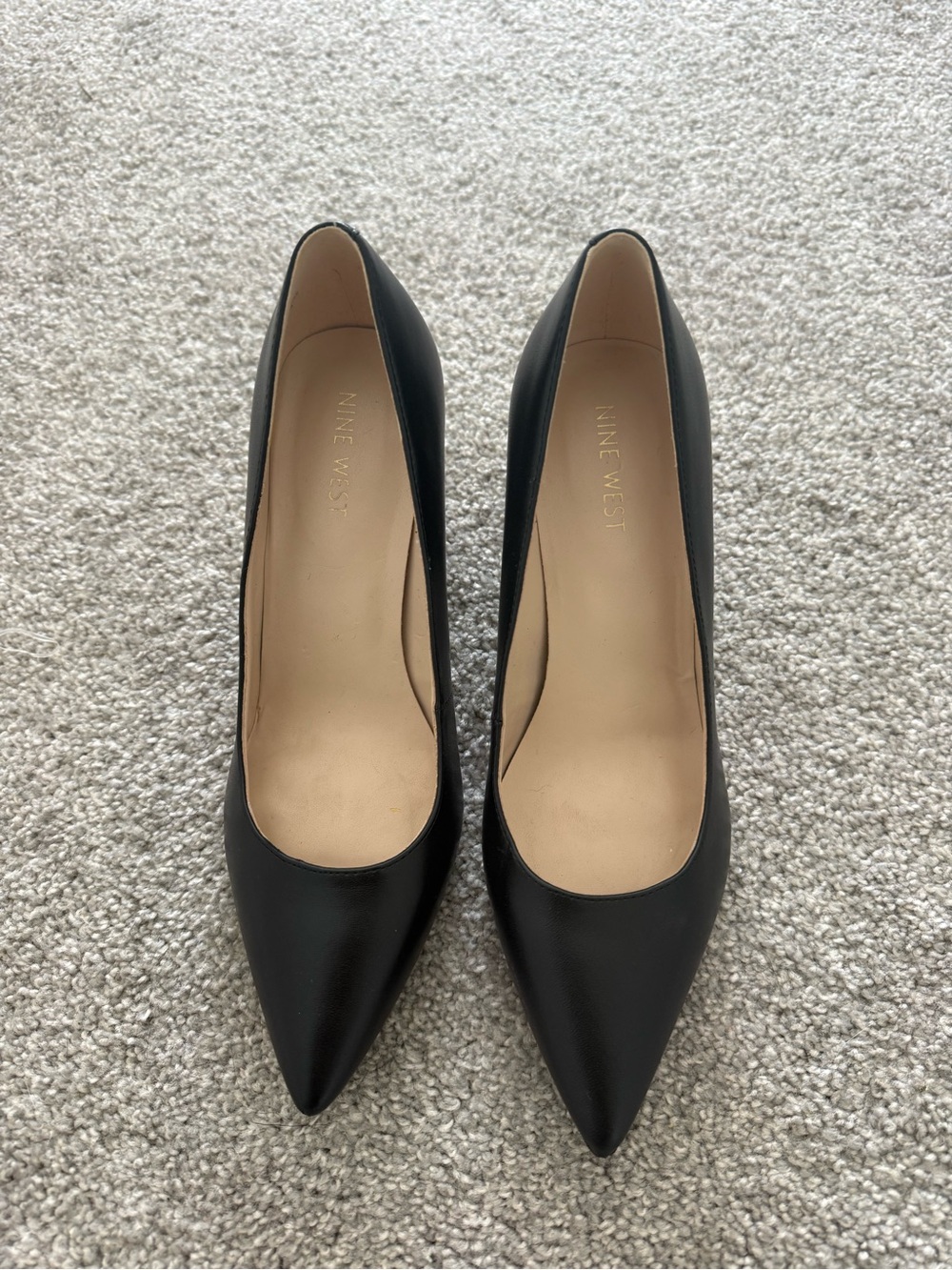 Nine West Black Pointed-Toe Leather Pumps